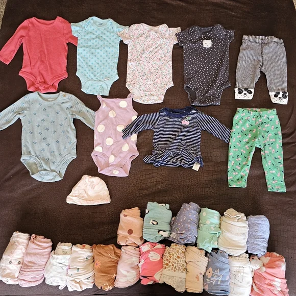 Lot Of 28 Baby Girl Clothing Carters Gerber Onesie Shirt Set 3 Month Button Zip - Picture 2 of 8